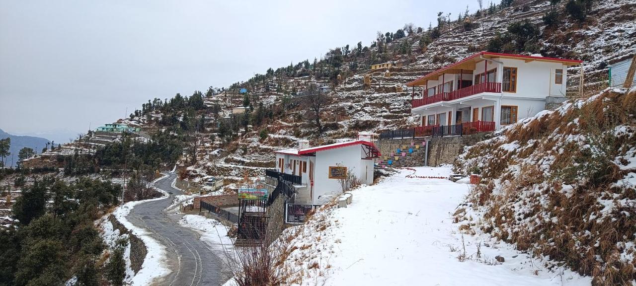 The Vintage Hill Village - Himalayan Boutique Resort Канатал Экстерьер фото