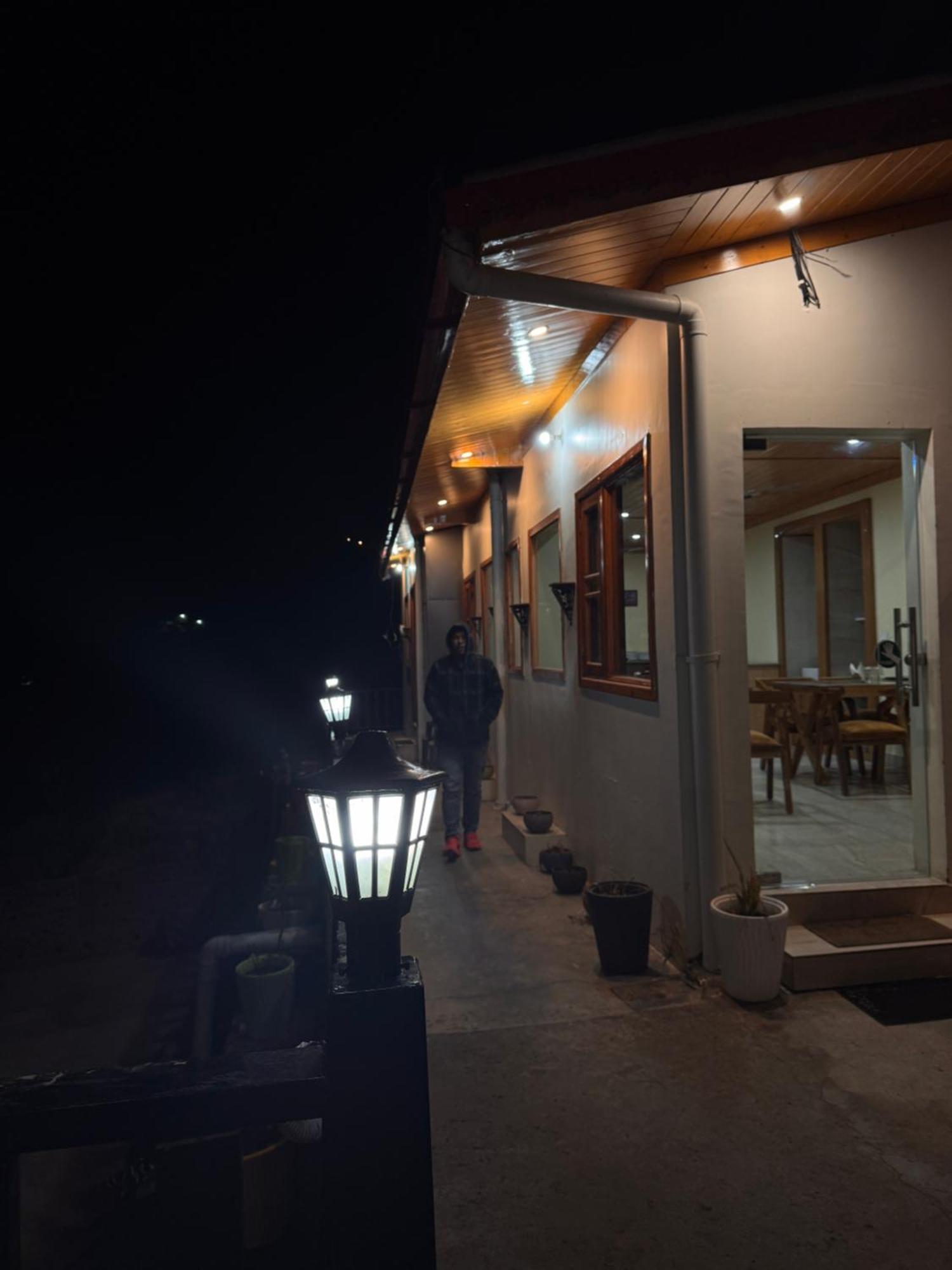 The Vintage Hill Village - Himalayan Boutique Resort Канатал Экстерьер фото