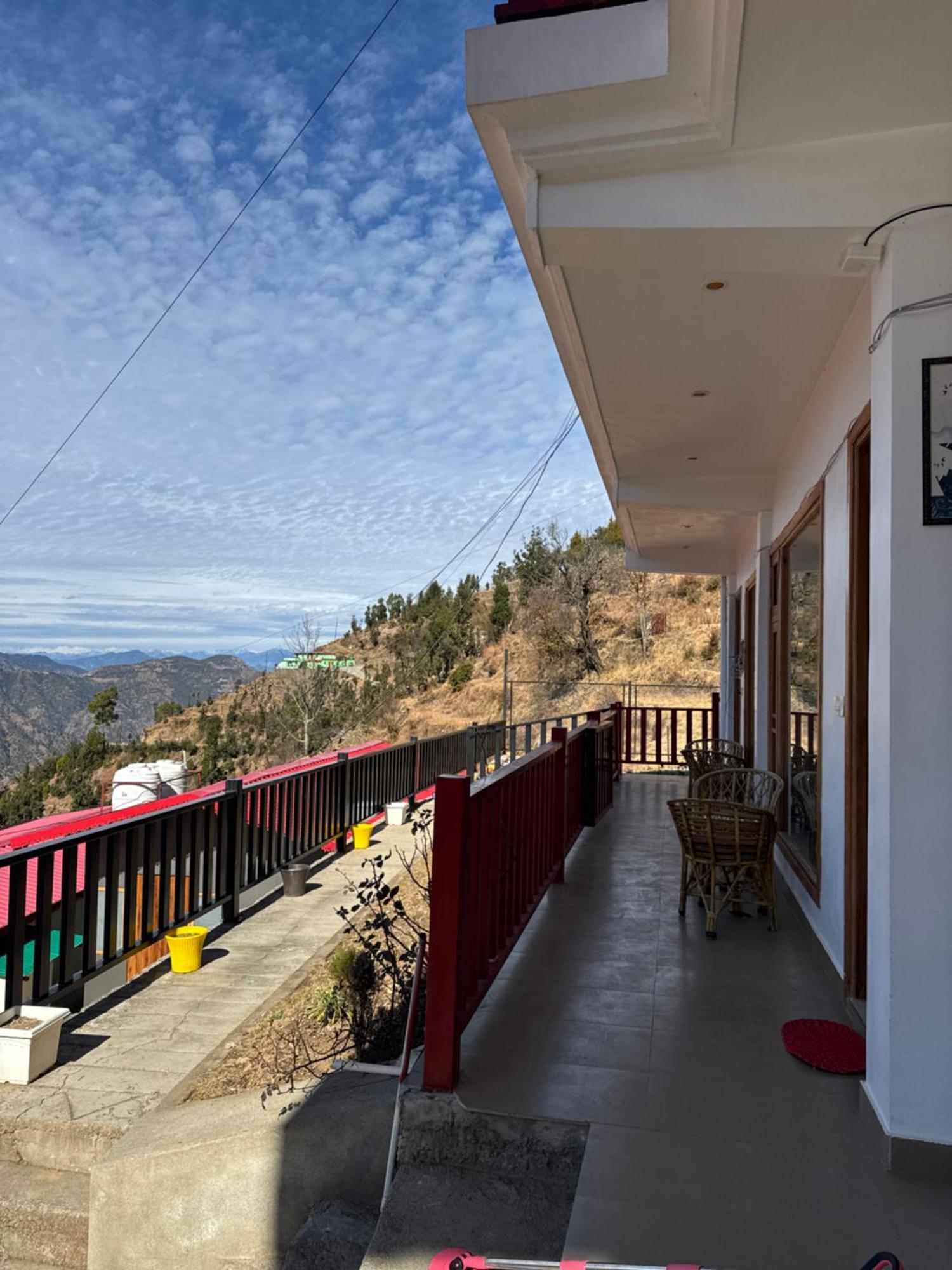 The Vintage Hill Village - Himalayan Boutique Resort Канатал Экстерьер фото
