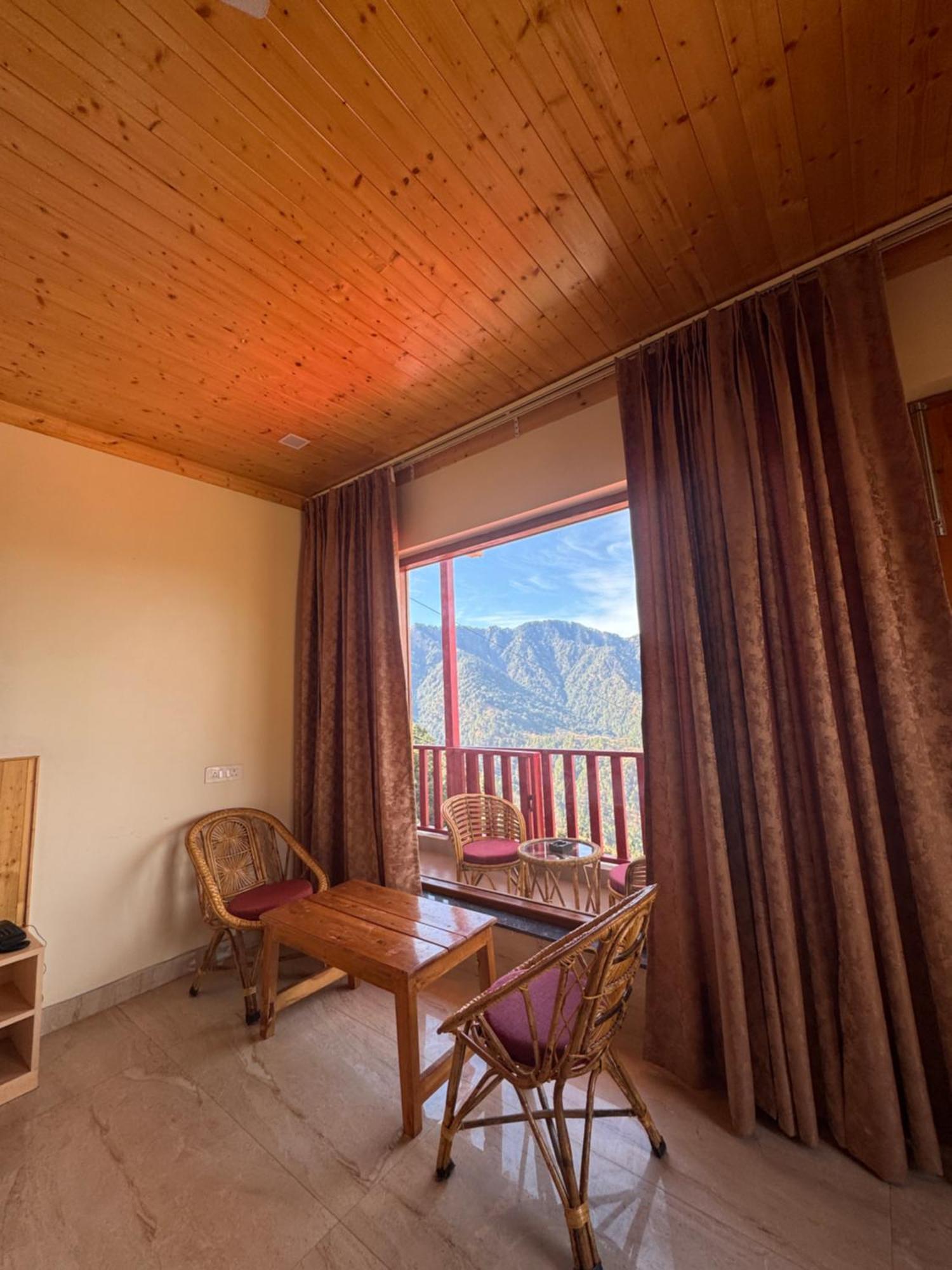 The Vintage Hill Village - Himalayan Boutique Resort Канатал Экстерьер фото